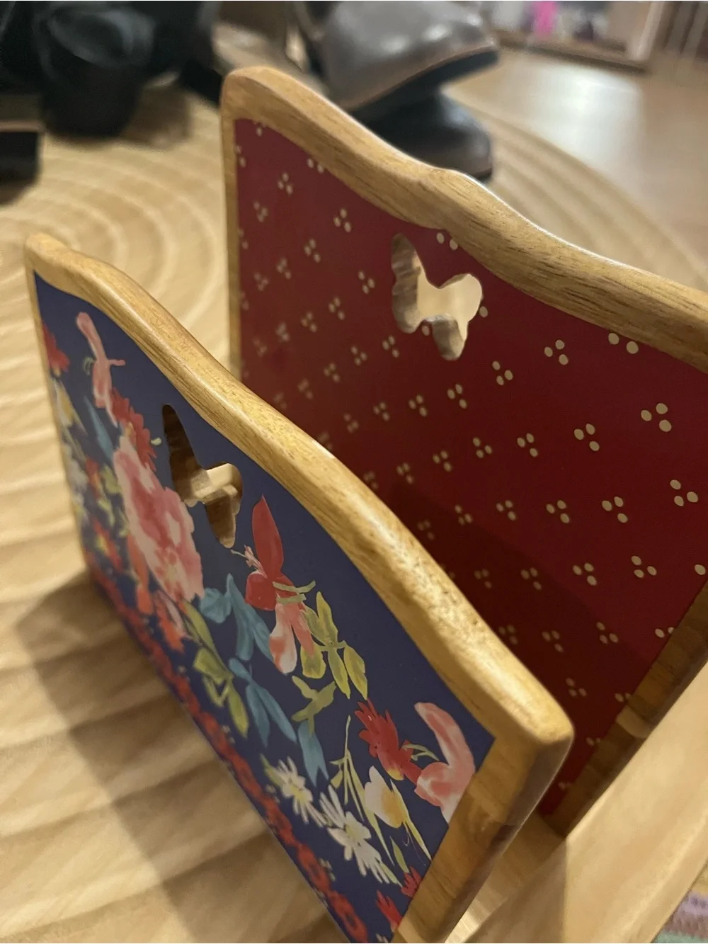 The Pioneer Woman Blue Floral Butterfly Napkin Holder with Red Accent